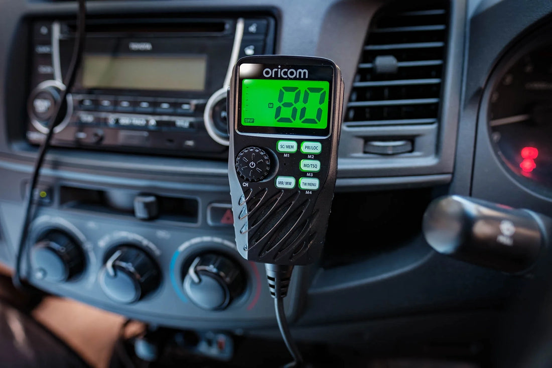 Oricom New UHF390R with ANU856 4X4 Offroad Pack - UHF390R4X4
